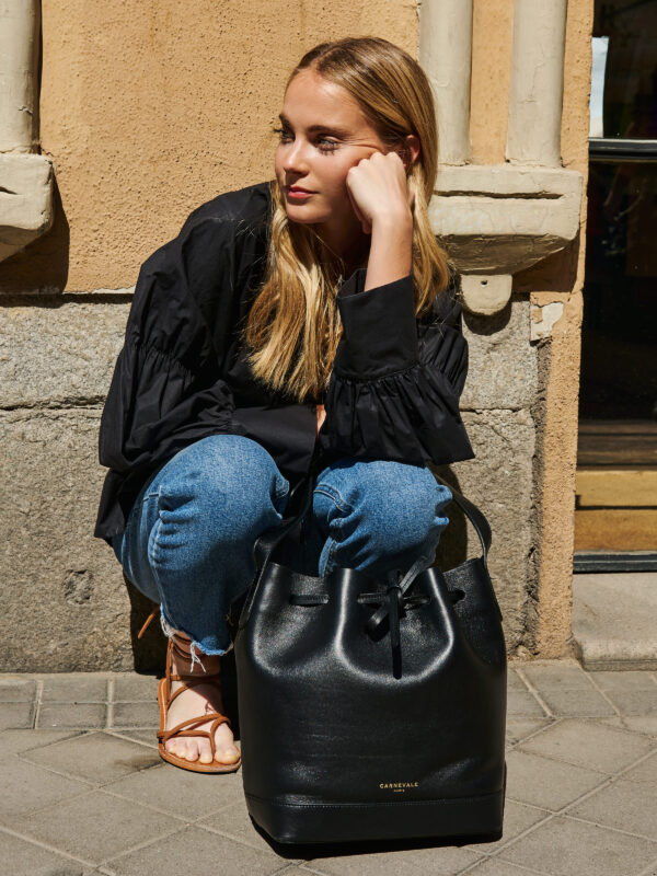 Bolso bucket bag Telma Soft Black